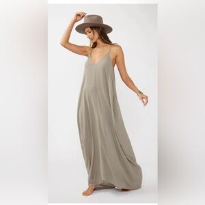 Love Stitch Weekend Mila Maxi Dress